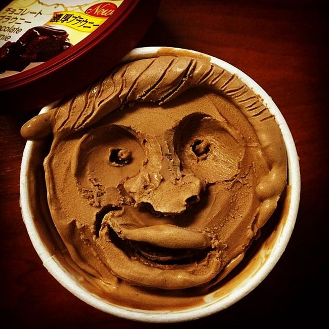 japonês-desenha-rostos-nos-sorvetes-13